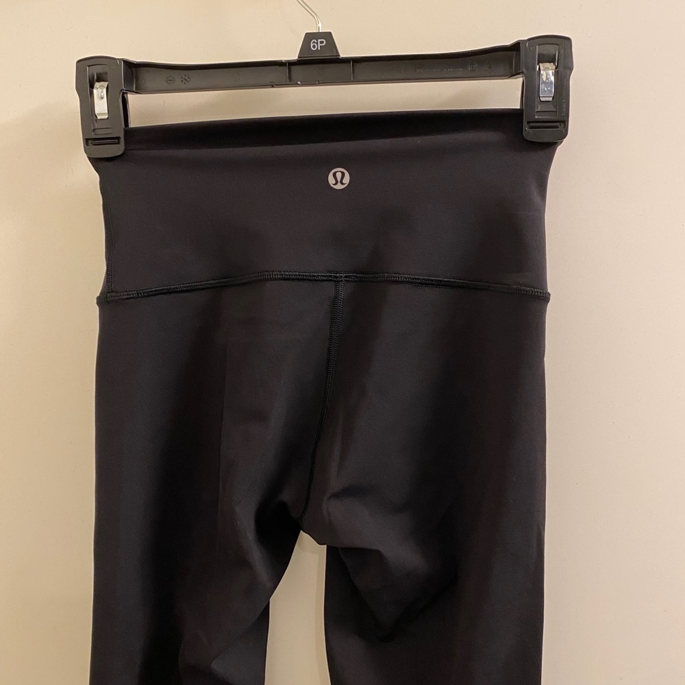 Wunder under lululemon leggings